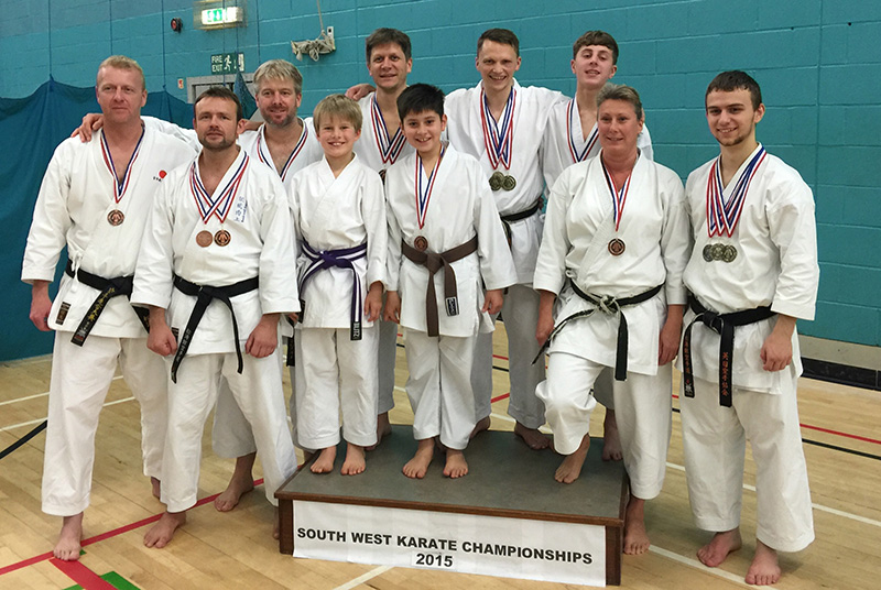 Team picture at the KUGB South West Championships