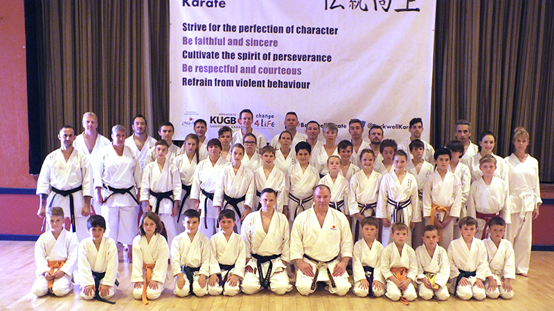 Photo of seminar participants with Sensei Frank Brennan